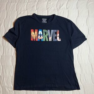 Marvel Shirt Mens Size XL Black Crew Neck Short Sleeve Graphic Print Tee Avenger